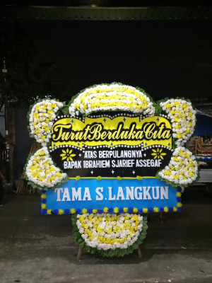 Papan Bunga Duka di Sukajaya